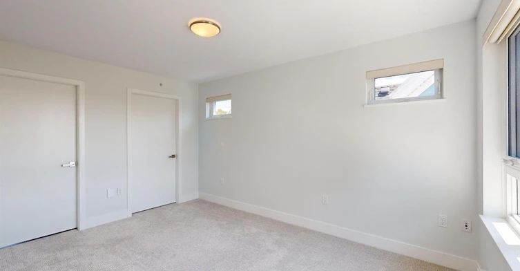 2731 Duke St, Vancouver, BC, V5R 4S8 - 18