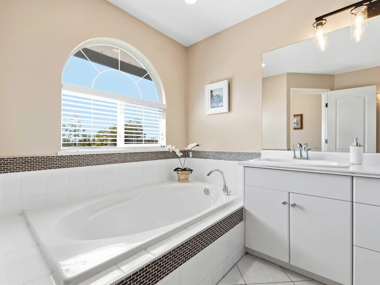 23500 109 Avenue, Maple Ridge, BC, V2W 1A8 - 25