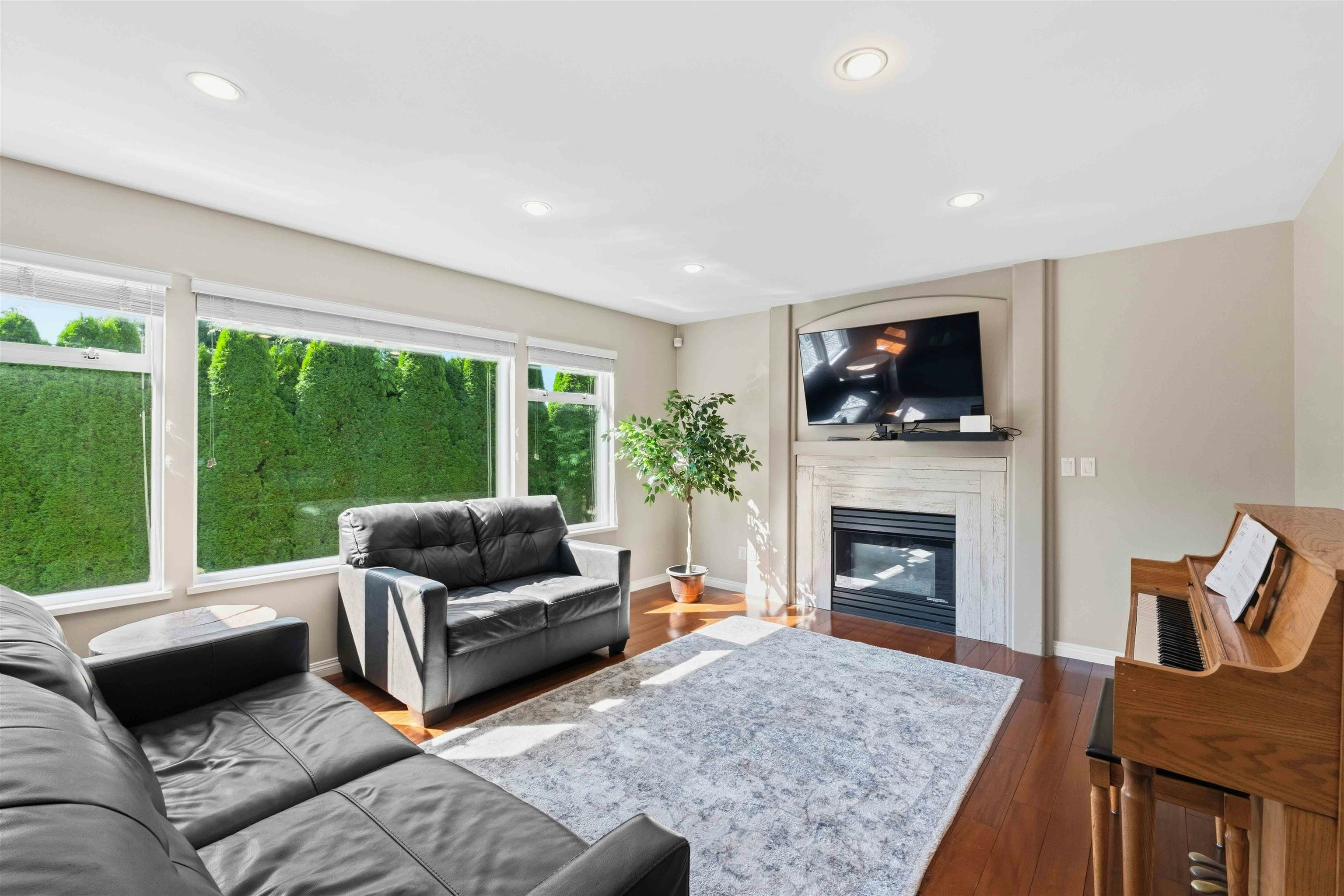 23500 109 Avenue, Maple Ridge, BC, V2W 1A8 - 13