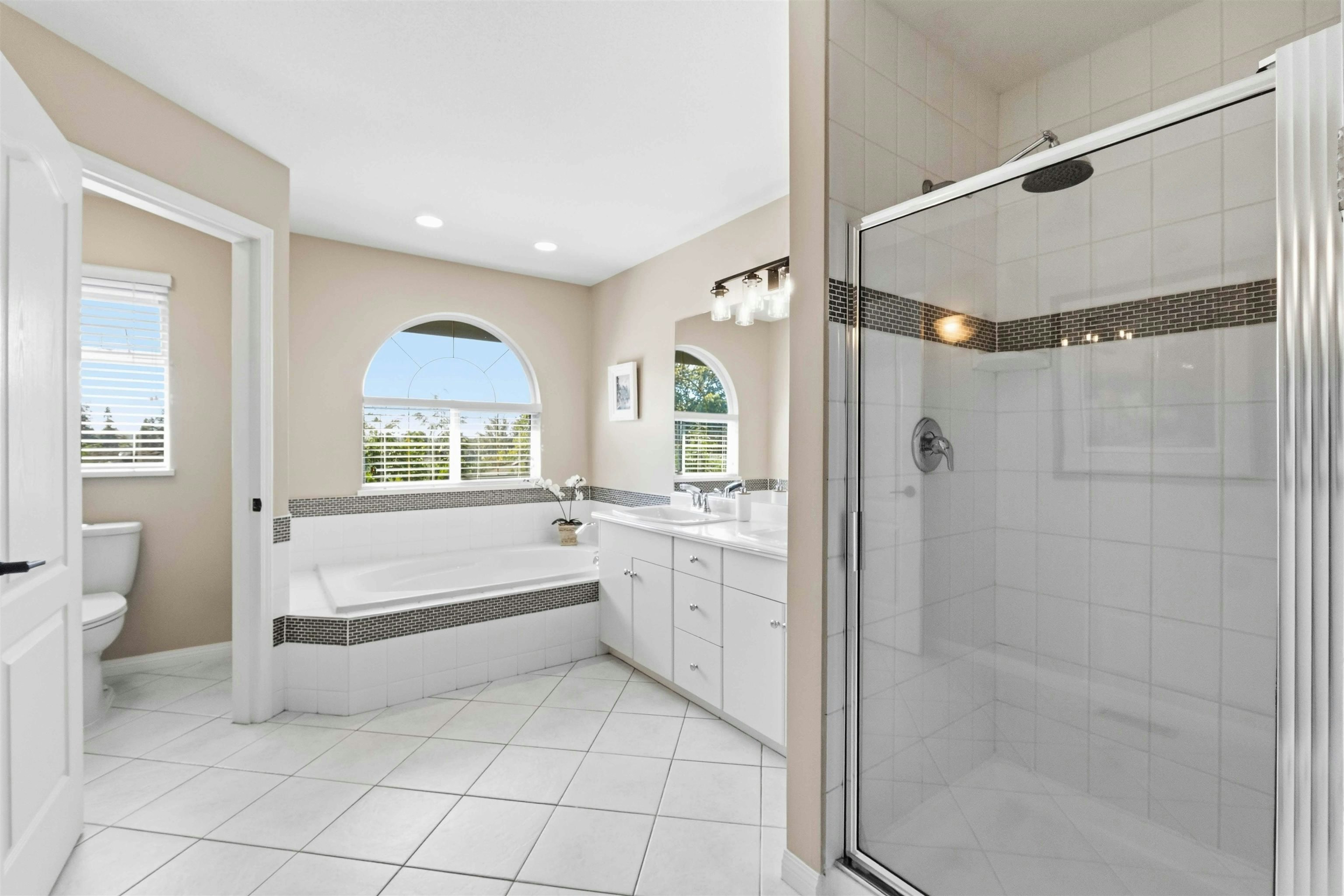 23500 109 Avenue, Maple Ridge, BC, V2W 1A8 - 24