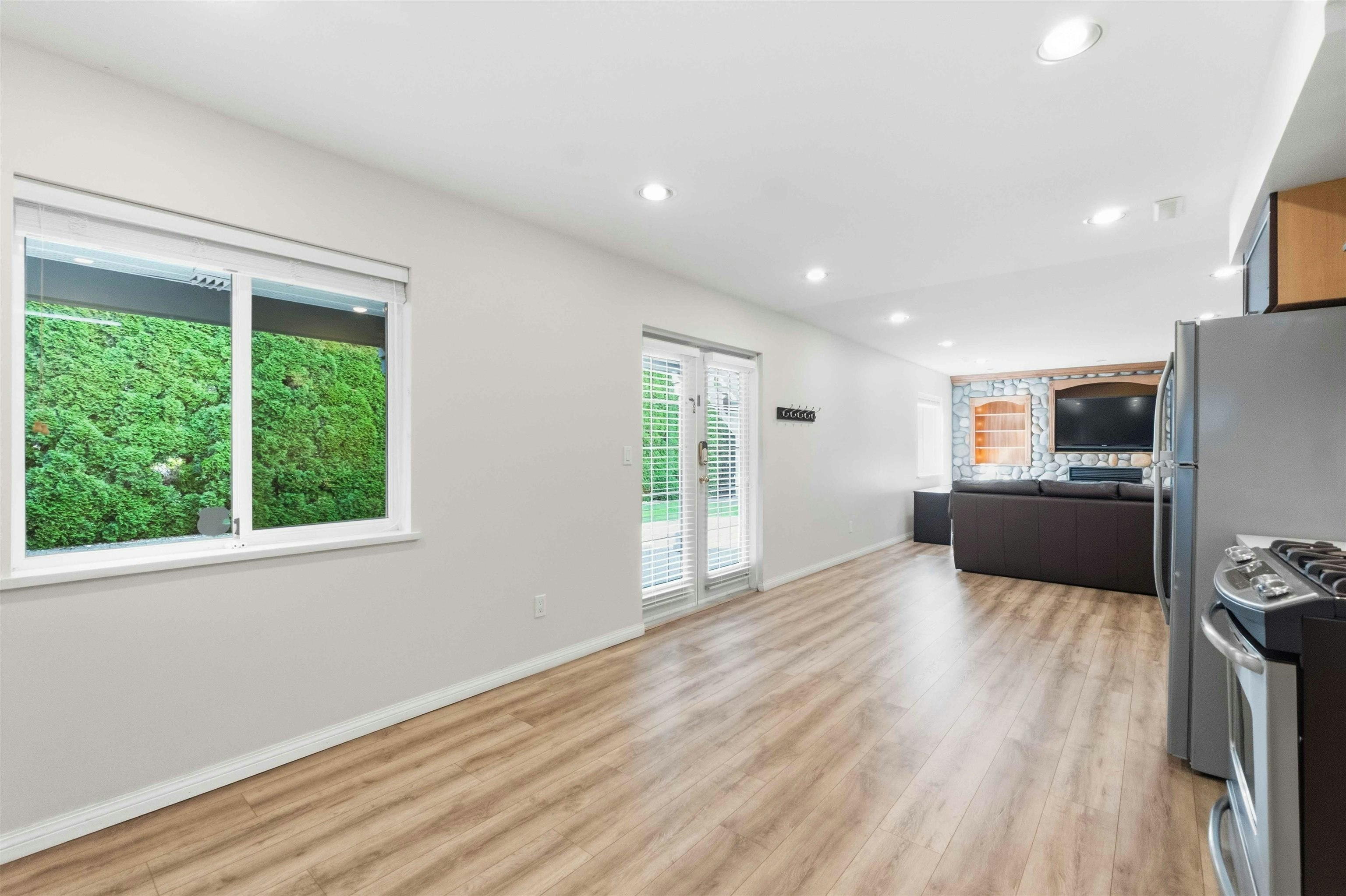23500 109 Avenue, Maple Ridge, BC, V2W 1A8 - 28