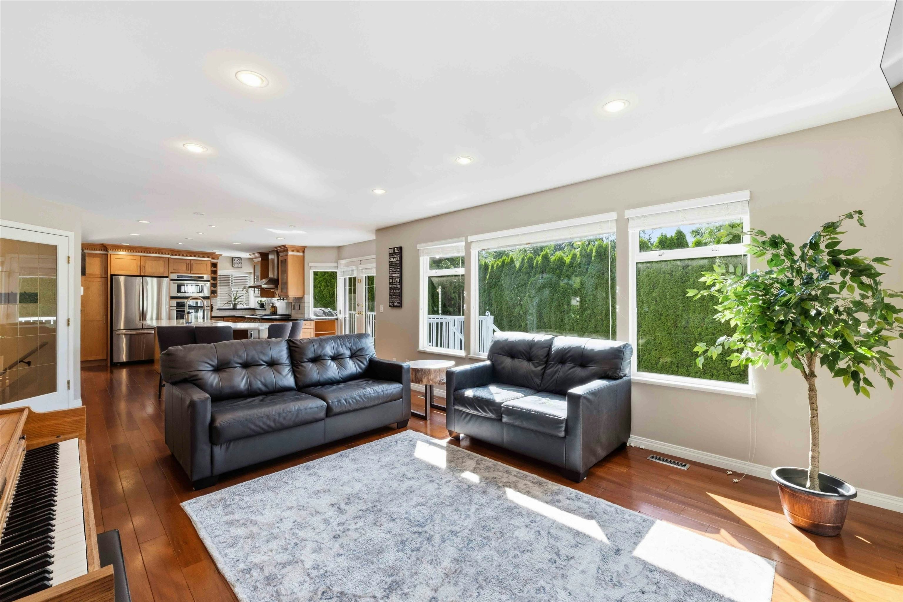 23500 109 Avenue, Maple Ridge, BC, V2W 1A8 - 14