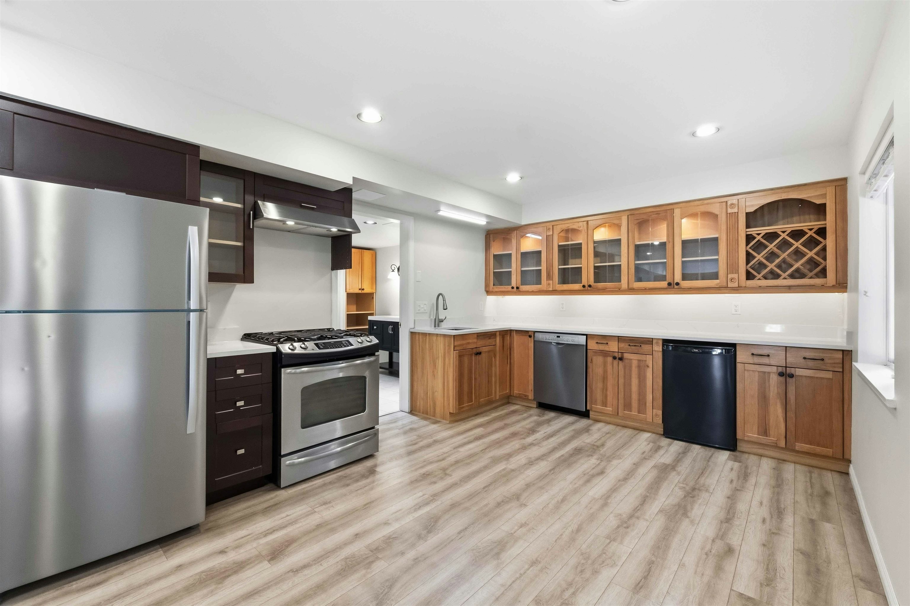 23500 109 Avenue, Maple Ridge, BC, V2W 1A8 - 26