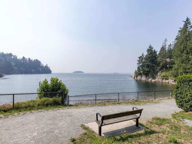 6955 Odlum Court, West Vancouver, BC, V7W 3B6 - 38