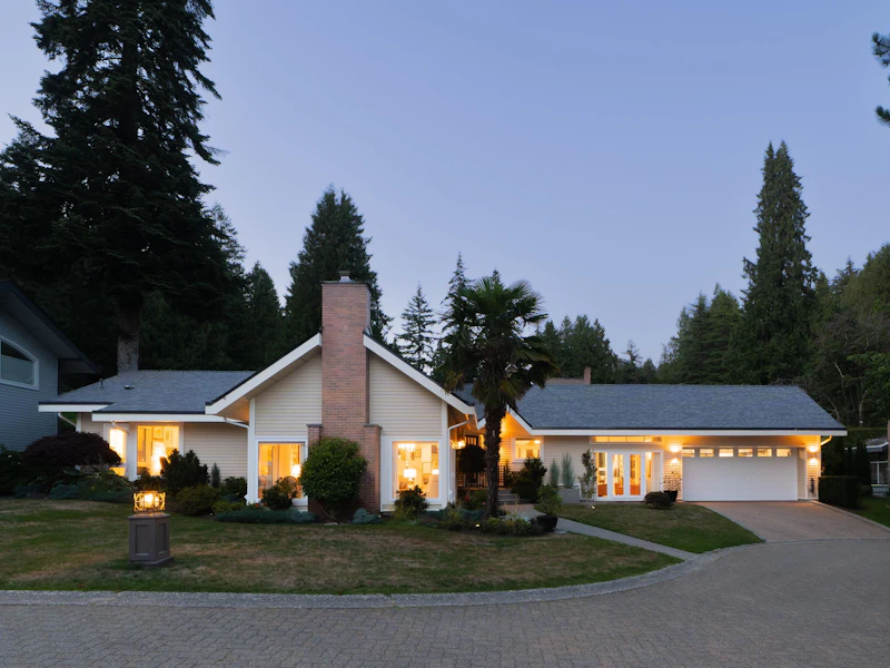 6955 Odlum Court, West Vancouver BC V7W 3B6
