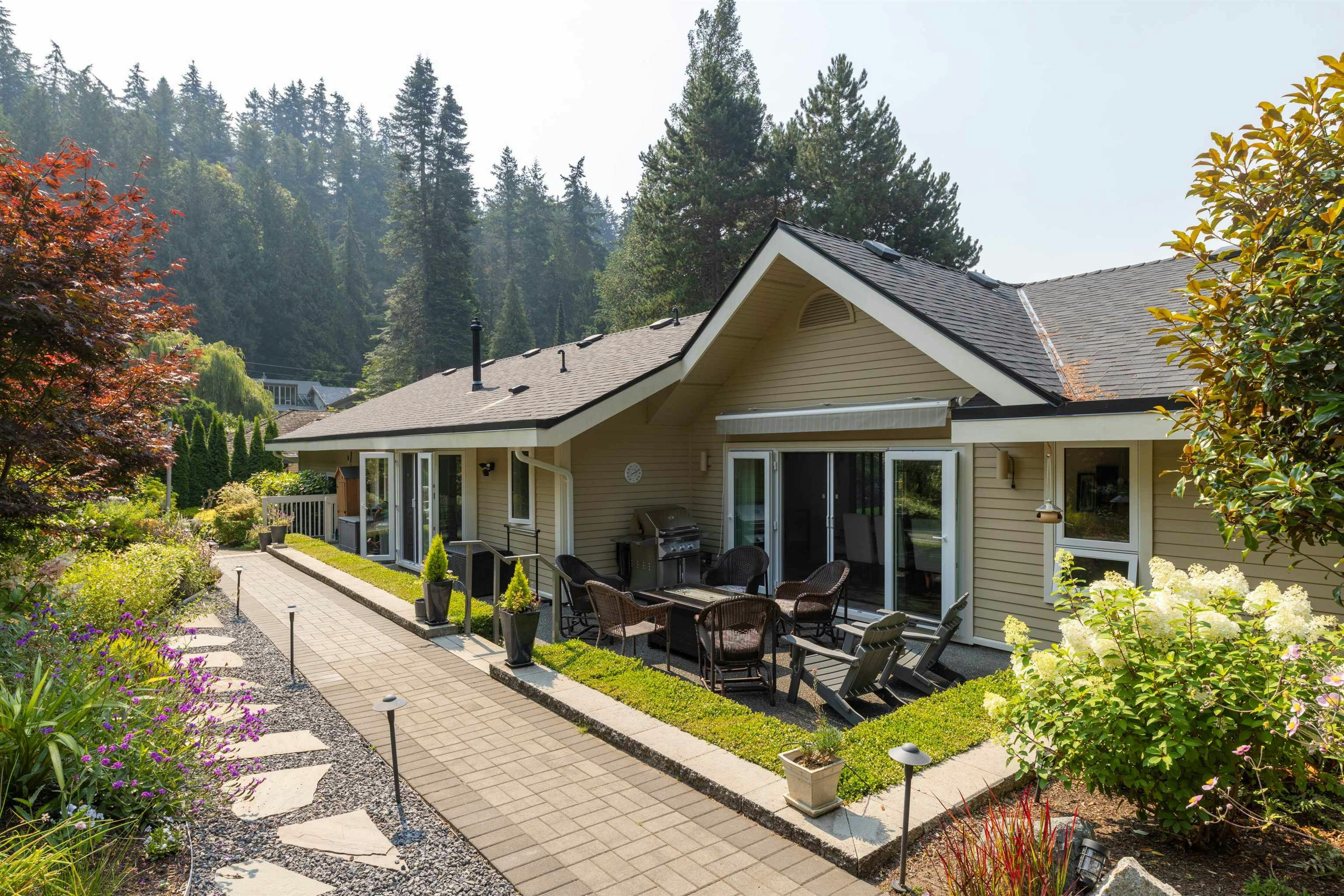 6955 Odlum Court, West Vancouver, BC, V7W 3B6 - 26