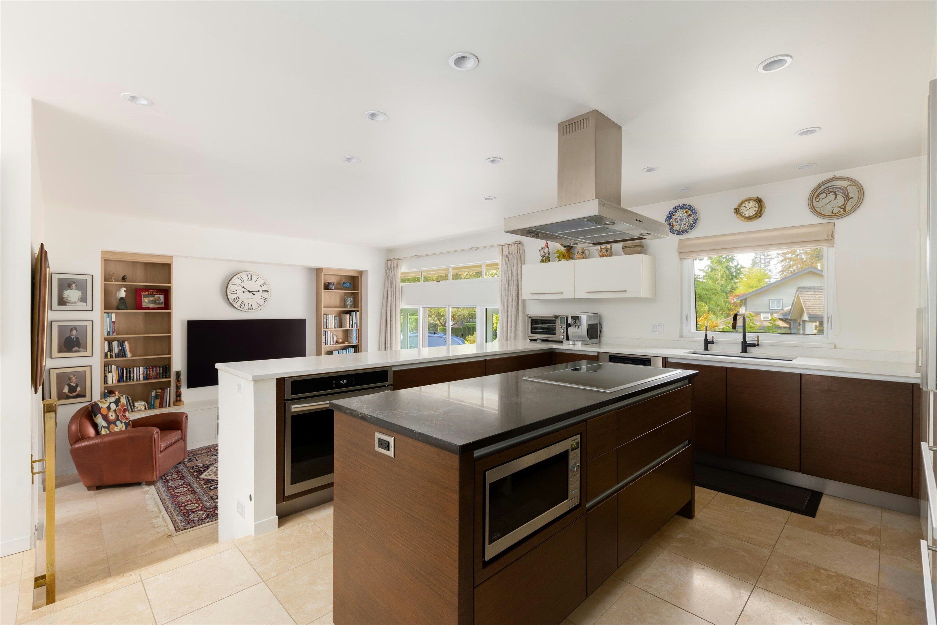 6955 Odlum Court, West Vancouver, BC, V7W 3B6 - 13