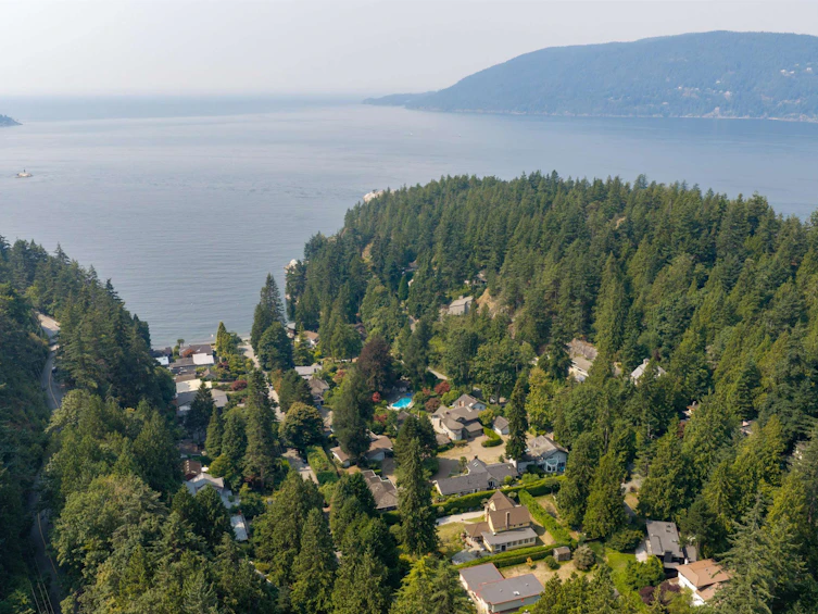 6955 Odlum Court, West Vancouver, BC, V7W 3B6 - 39