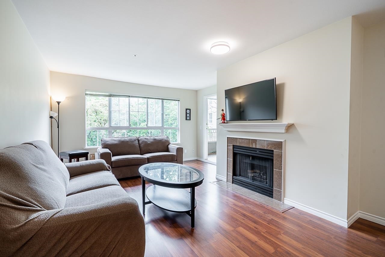 227-2980 Princess Crescent - 4