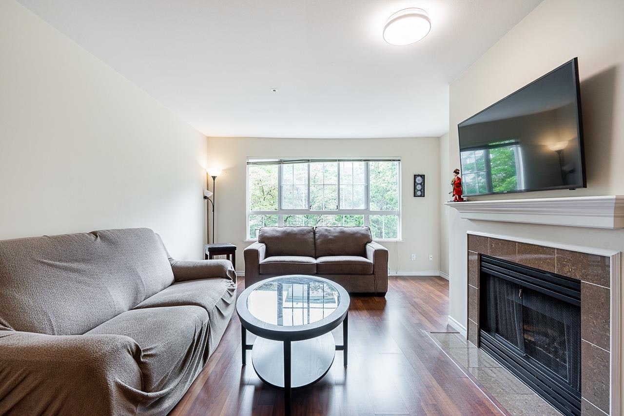 227-2980 Princess Crescent - 3