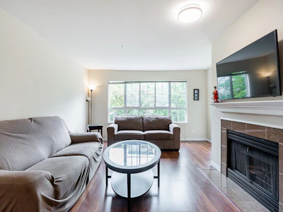 227-2980 Princess Crescent - 3