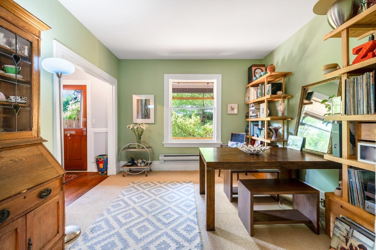 473 E 6th Avenue - 4