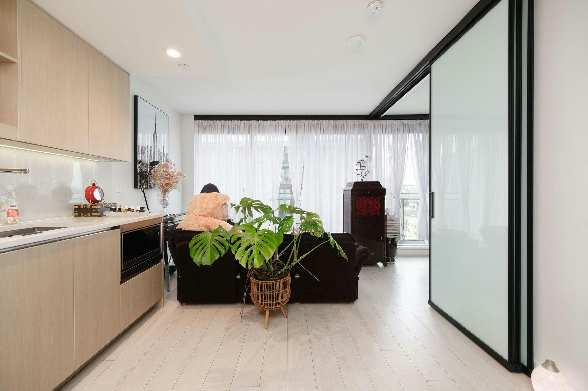 905-1768 Cook Street - 3