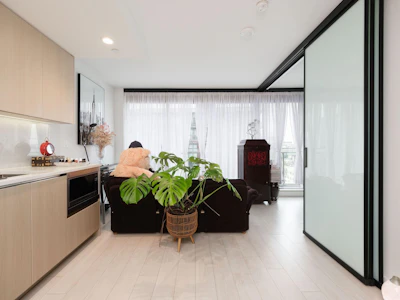 905-1768 Cook Street - 3