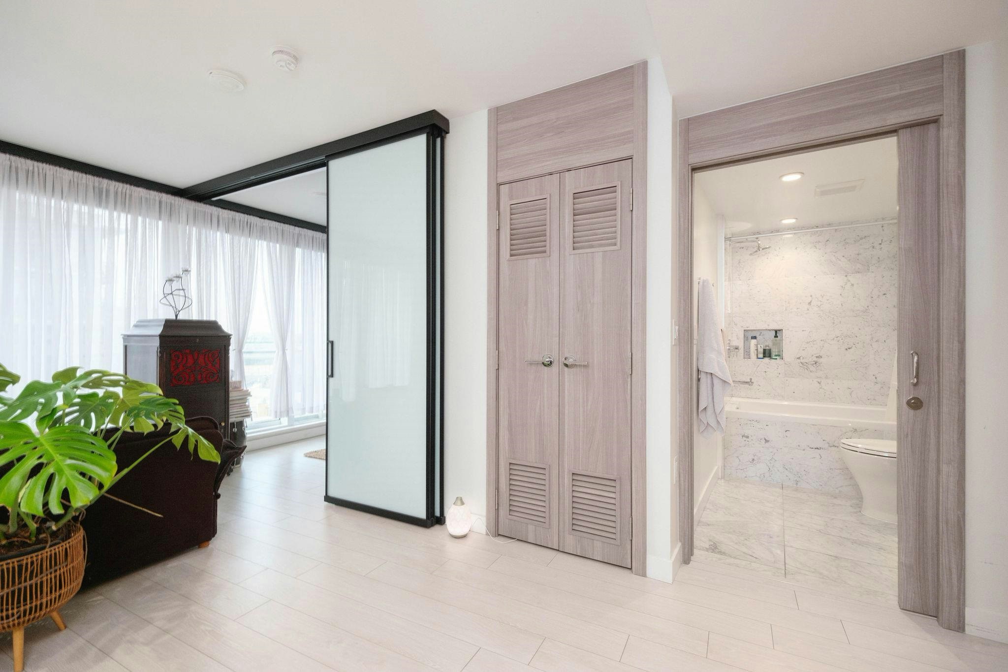905-1768 Cook Street, Vancouver, BC, V5Y 0N3 - 8