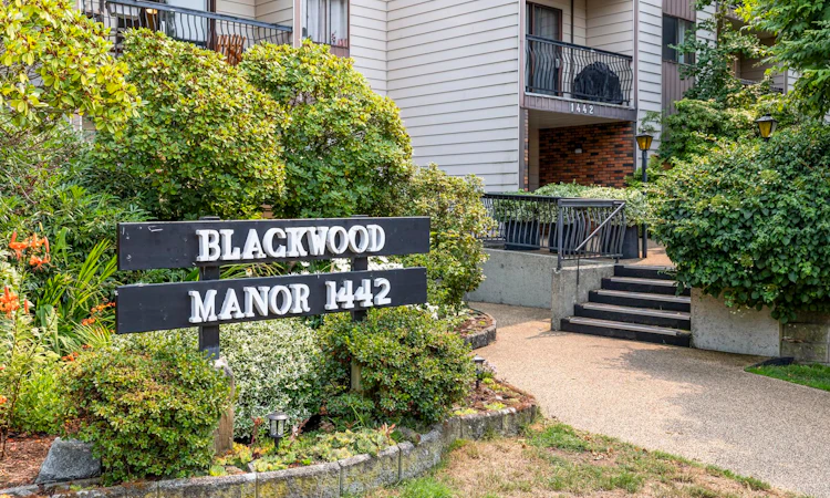 306-1442 Blackwood Street