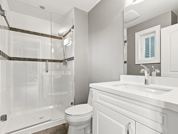 15957 39a Avenue, Surrey, BC, V3Z 0Y3 - 38
