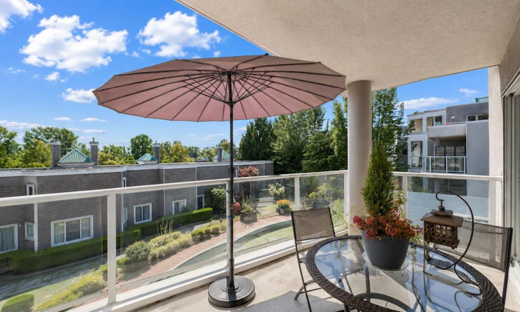 312-8450 Jellicoe Street