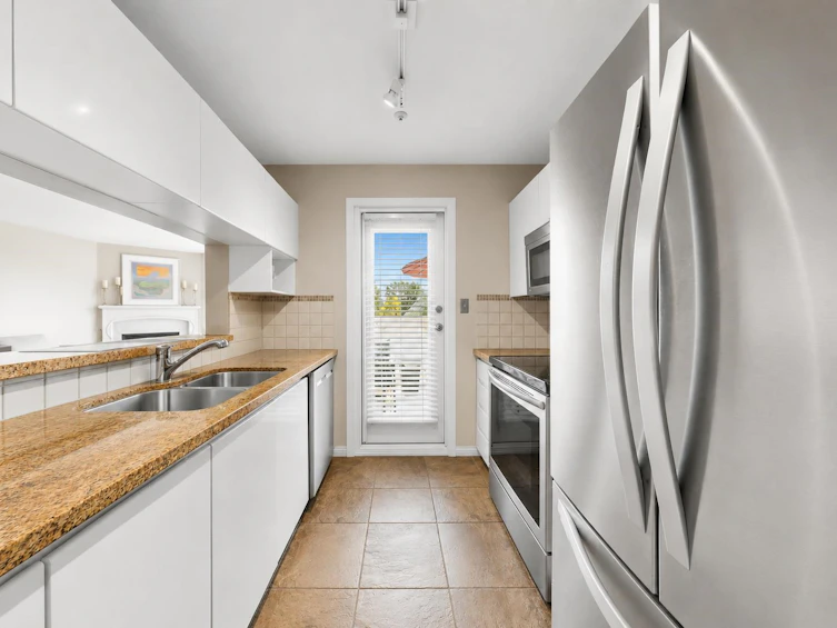 312-8450 Jellicoe Street, Vancouver, BC, V5S 4S9 - 6
