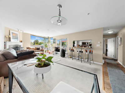 312-8450 Jellicoe Street - 4