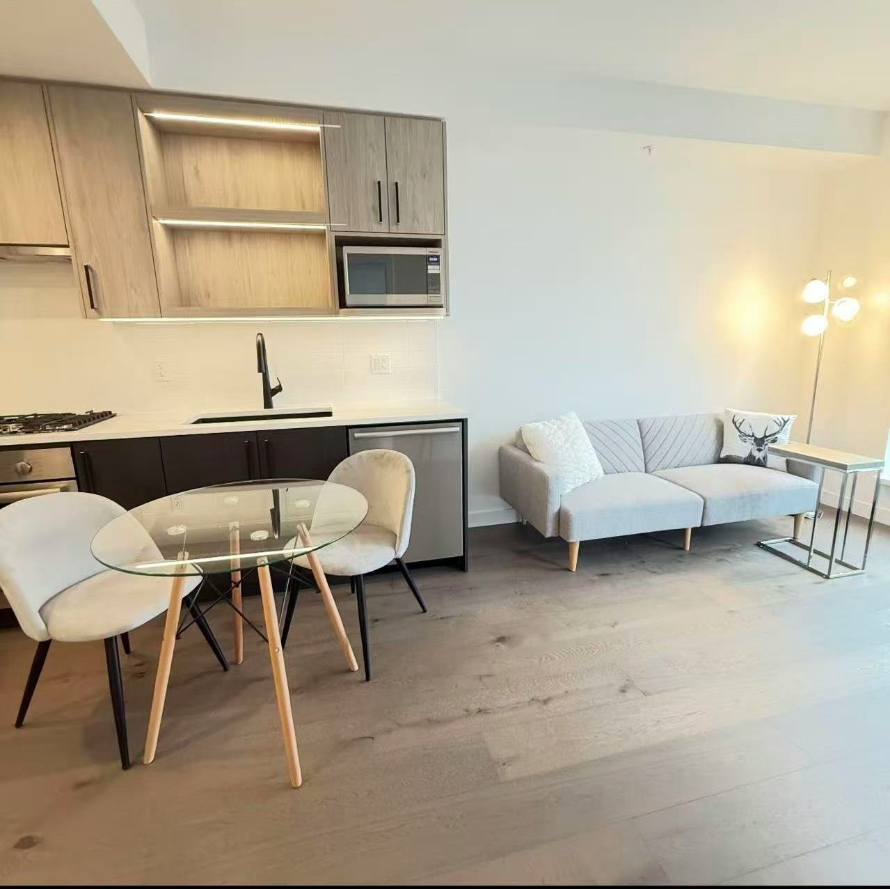 313-6859 Cambie Street - 2