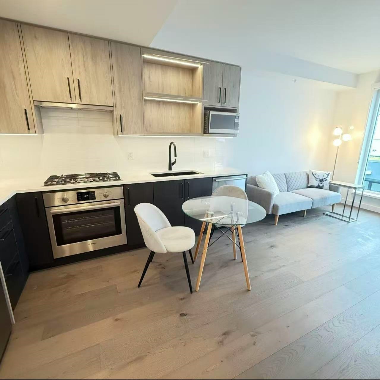 313-6859 Cambie Street - 3