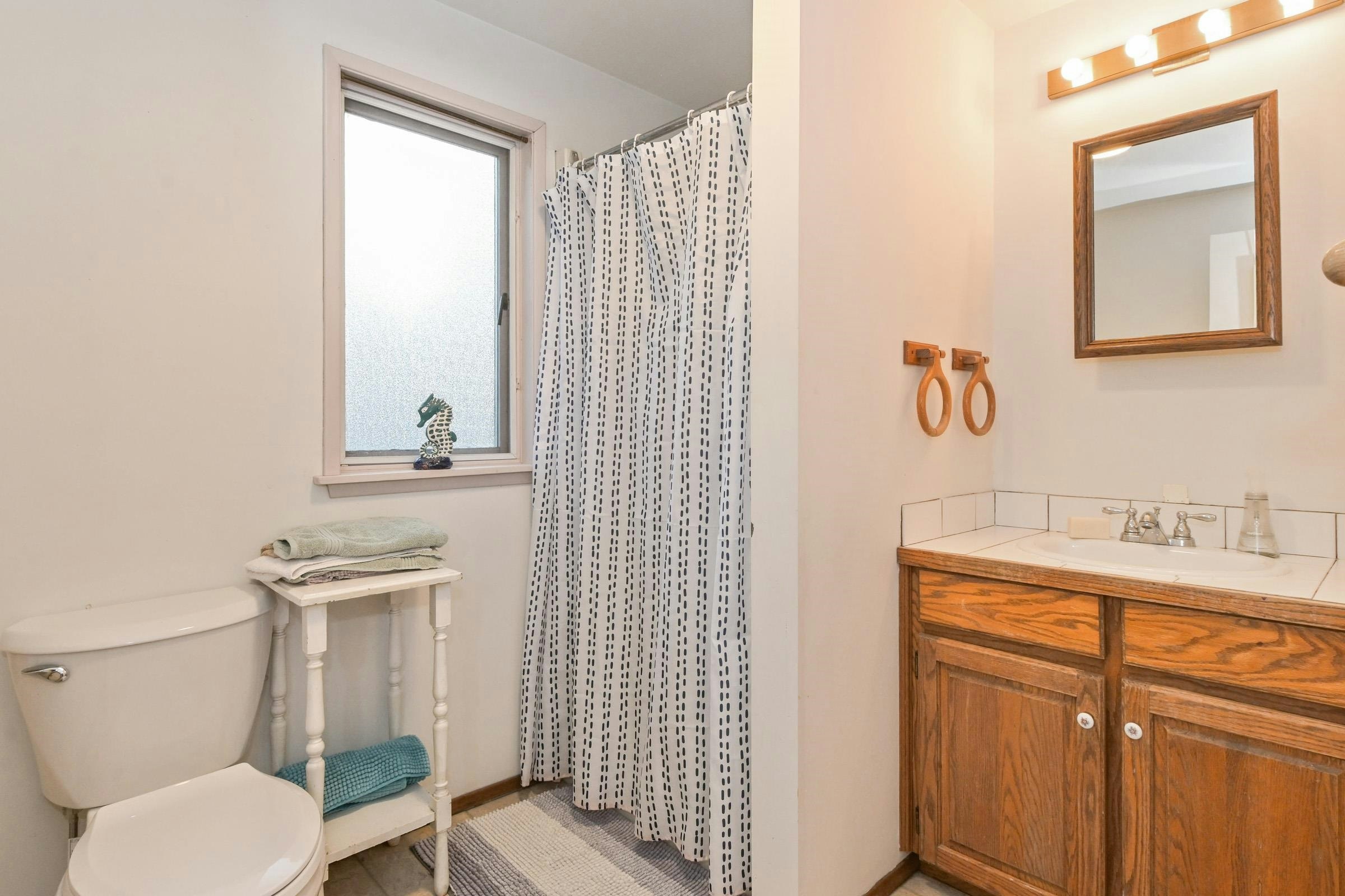 UPPER-3043 O'hara Lane, Surrey, BC, V4A 3E6 - 16