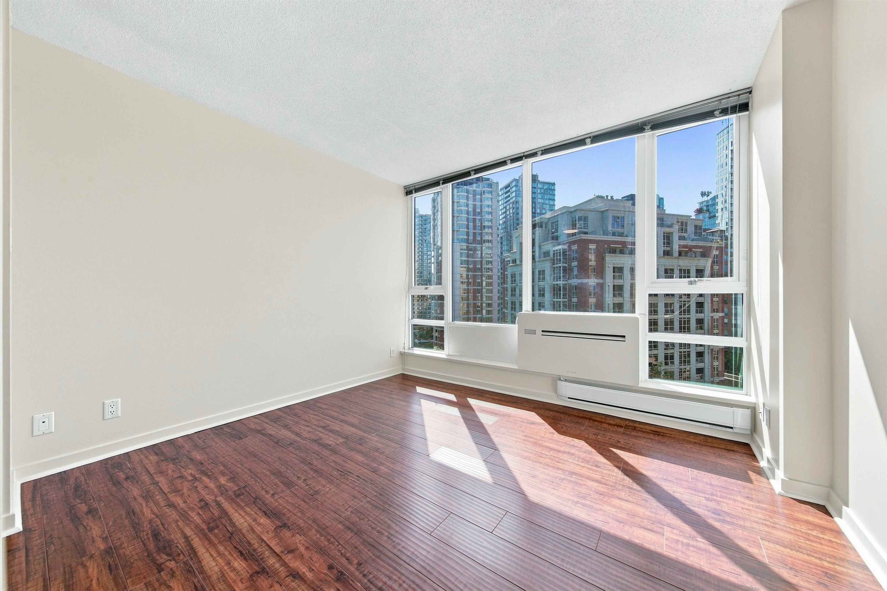 1205-788 Hamilton Street, Vancouver, BC, V6B 0E9 - 8