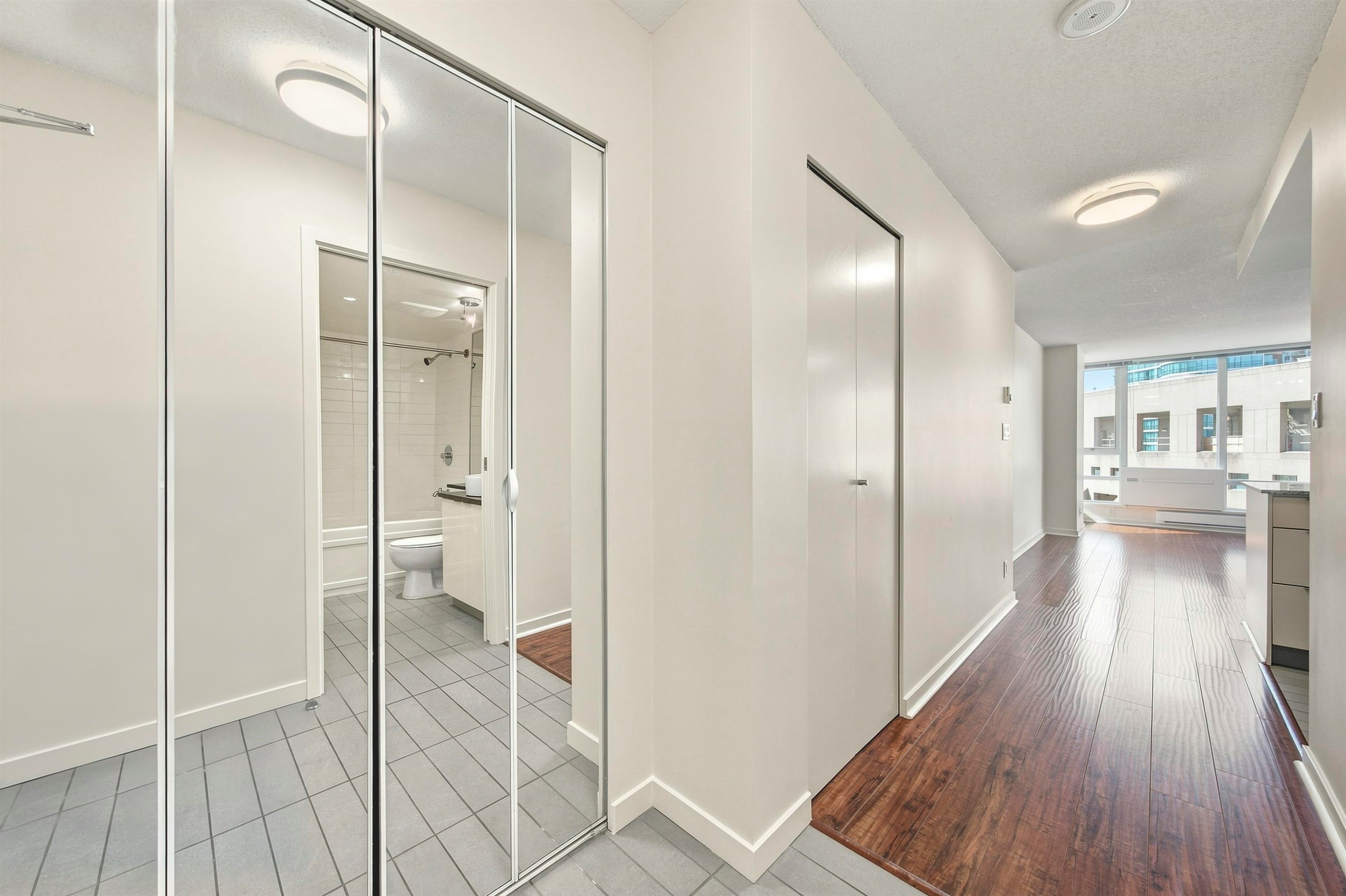 1205-788 Hamilton Street, Vancouver, BC, V6B 0E9 - 16