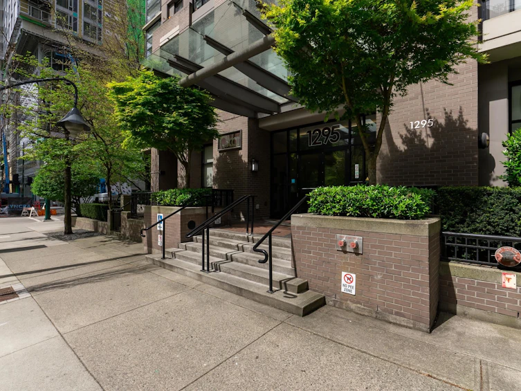 1703-1295 Richards Street, Vancouver, BC, V6B 4K8 - 19