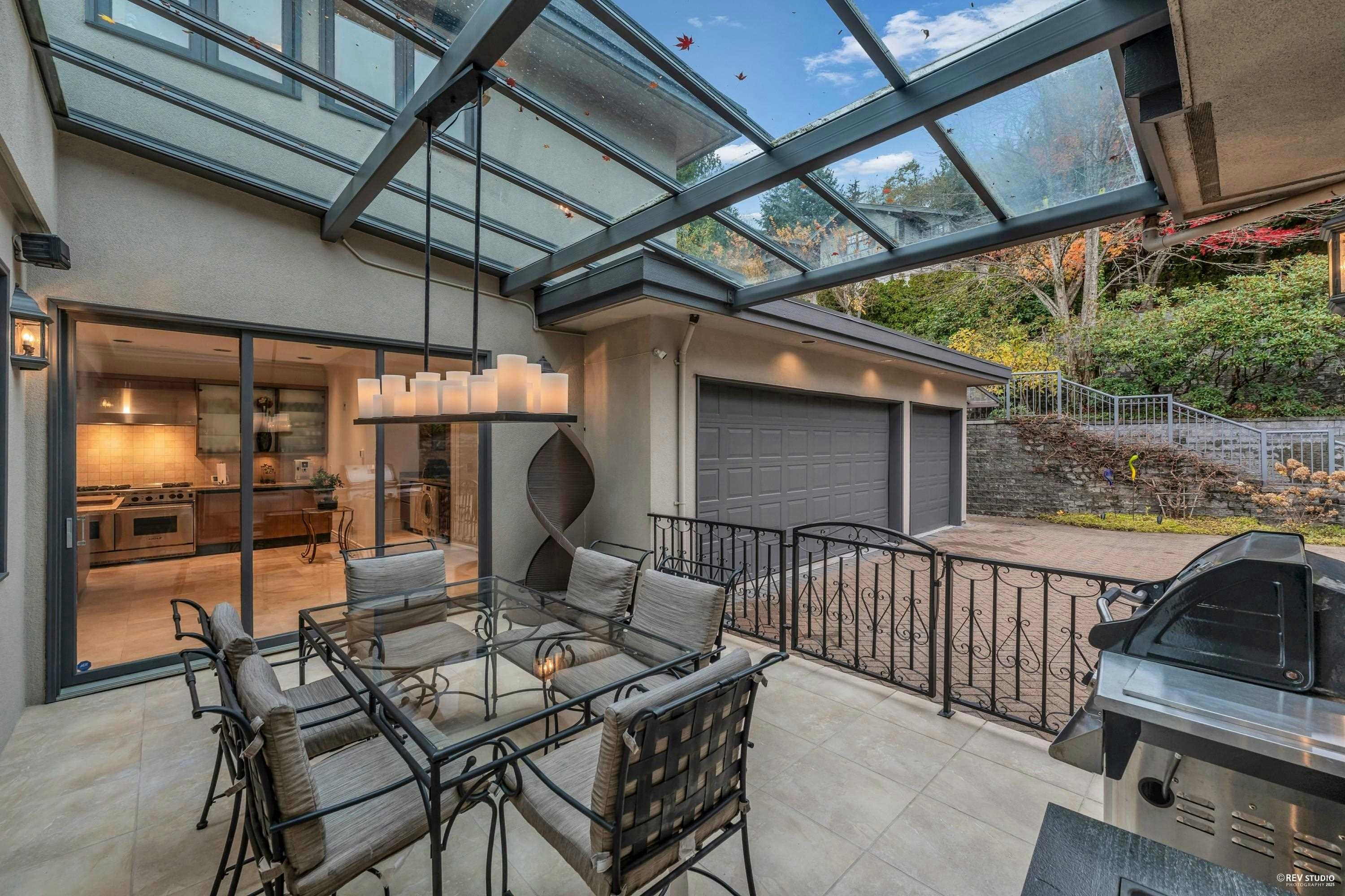 1525 Errigal Place, West Vancouver, BC, V7S 3H1 - 17