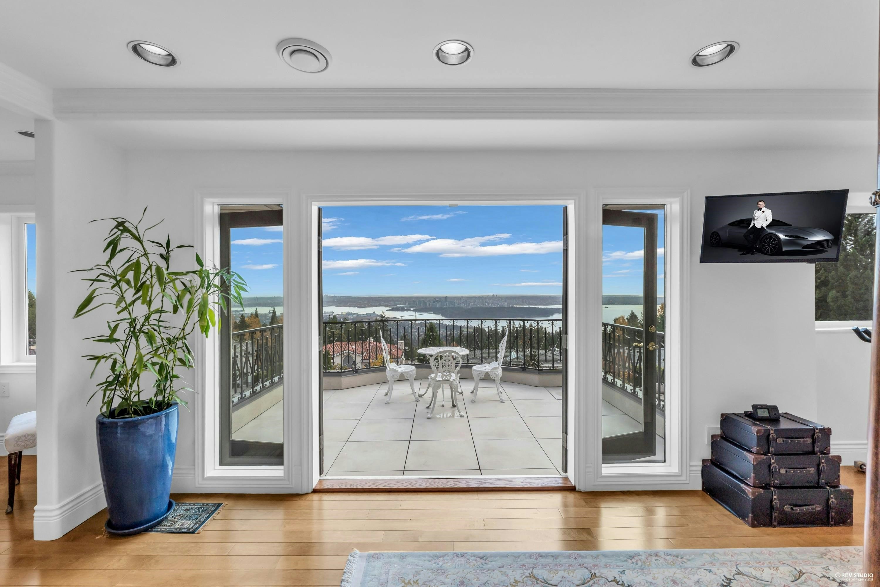 1525 Errigal Place, West Vancouver, BC, V7S 3H1 - 25