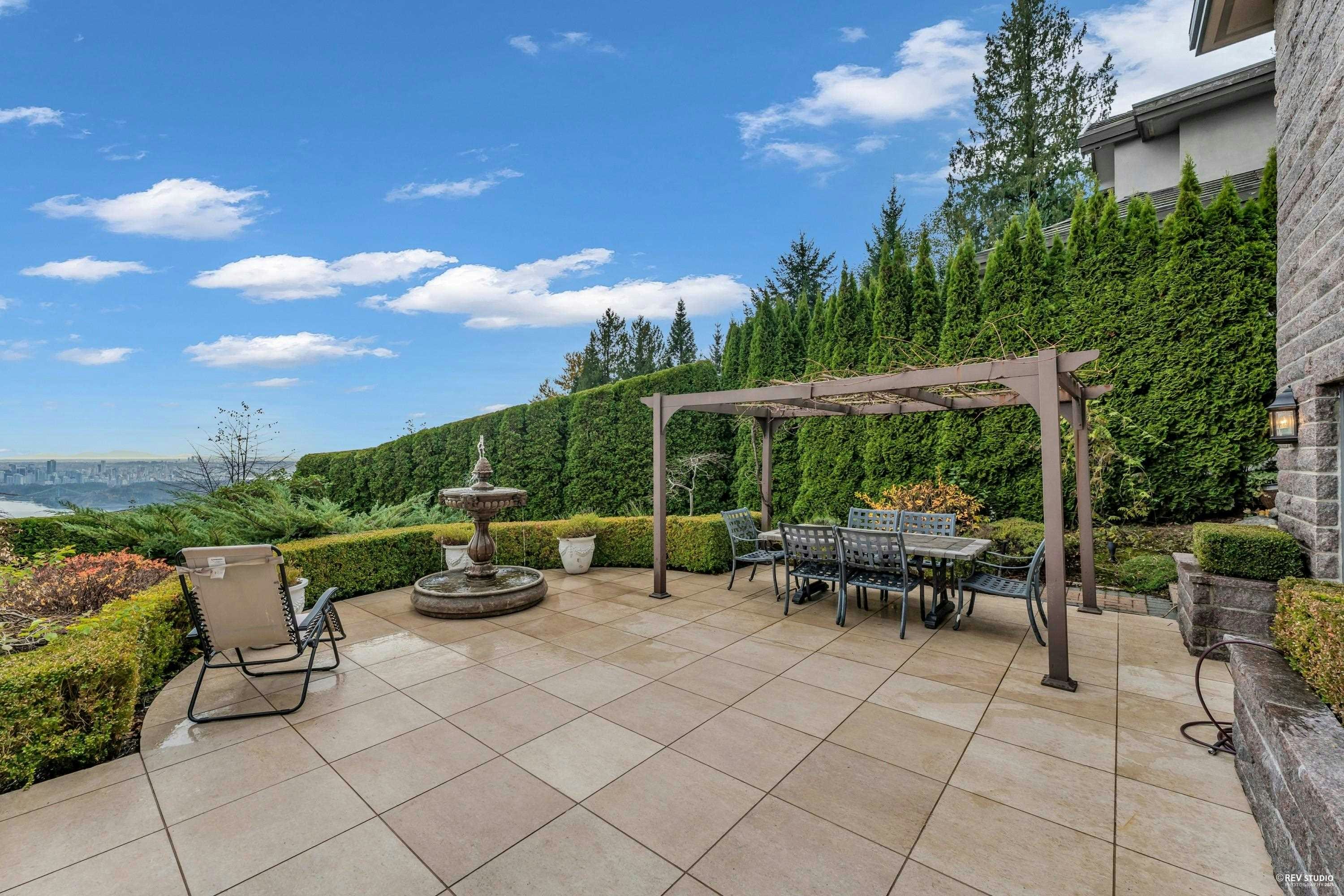 1525 Errigal Place, West Vancouver, BC, V7S 3H1 - 36