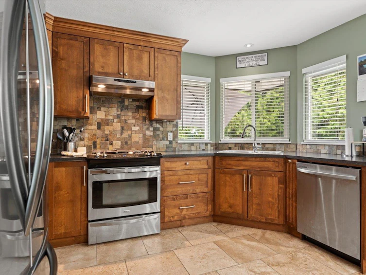 34870 Cassiar Court, Abbotsford, BC, V2S 7G9 - 11