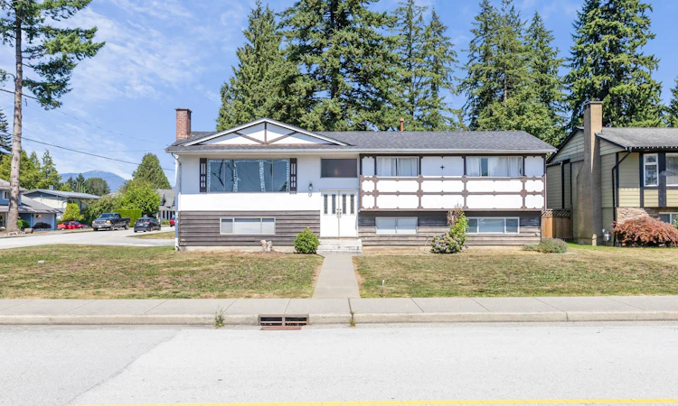 1189 Brisbane Avenue