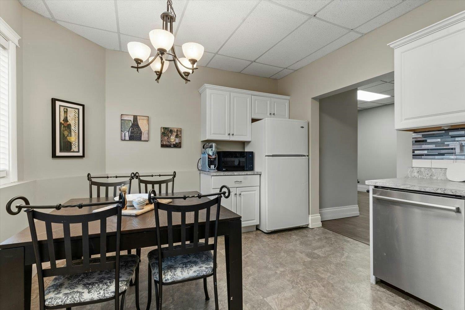 8570 Primrose Drive, Chilliwack, BC, V2R 4A3 - 33