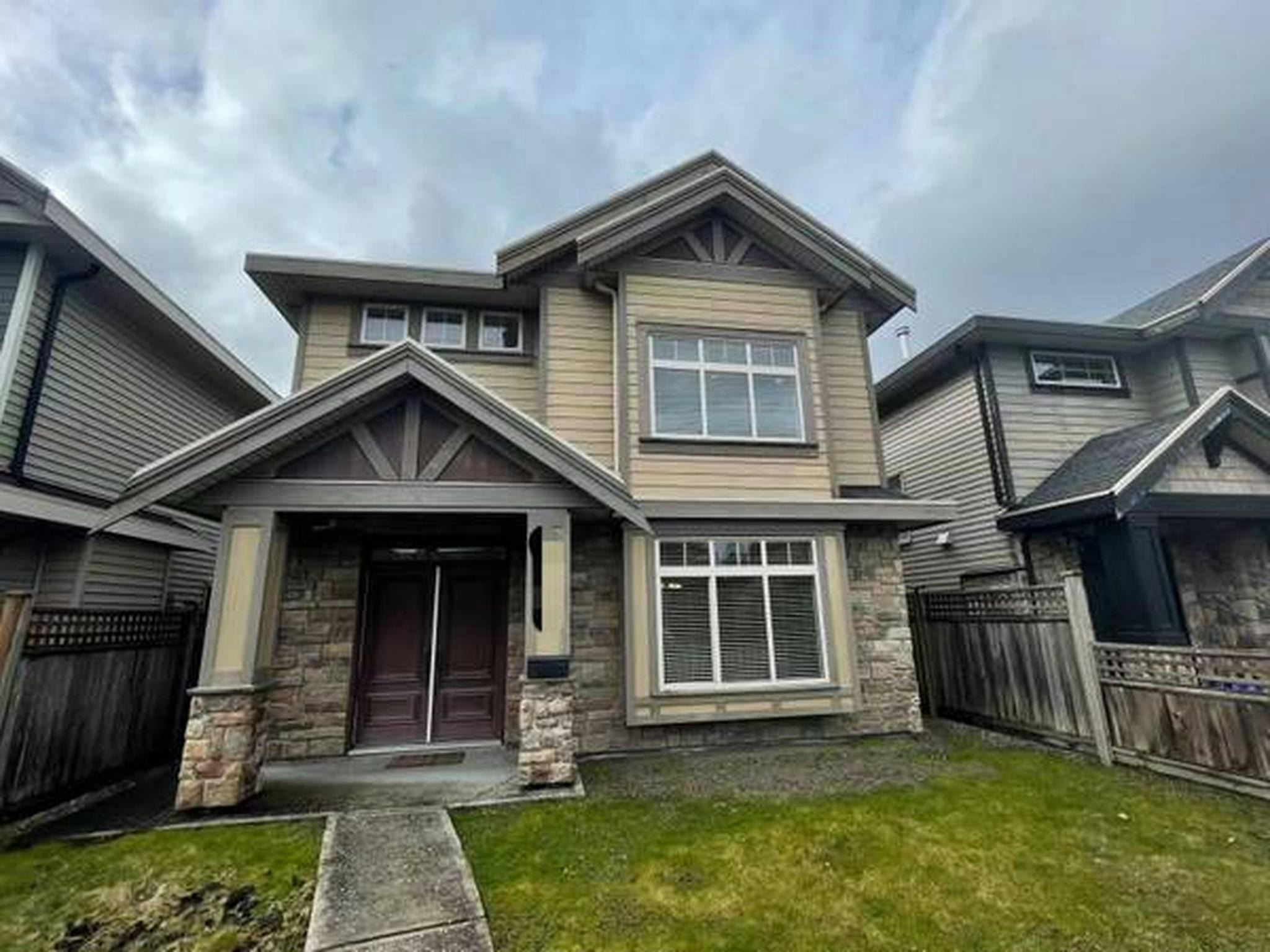 8555,  No 2 Road, Richmond, BC, V7C 3M4