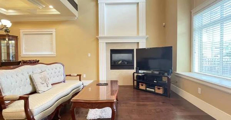8555, No 2 Road, Richmond, BC, V7C 3M4 - 2