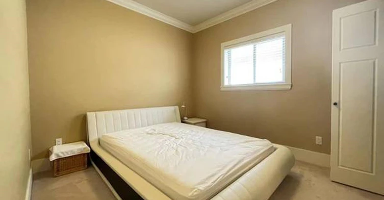 8555, No 2 Road, Richmond, BC, V7C 3M4 - 12