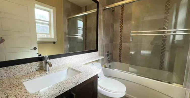 8555, No 2 Road, Richmond, BC, V7C 3M4 - 15