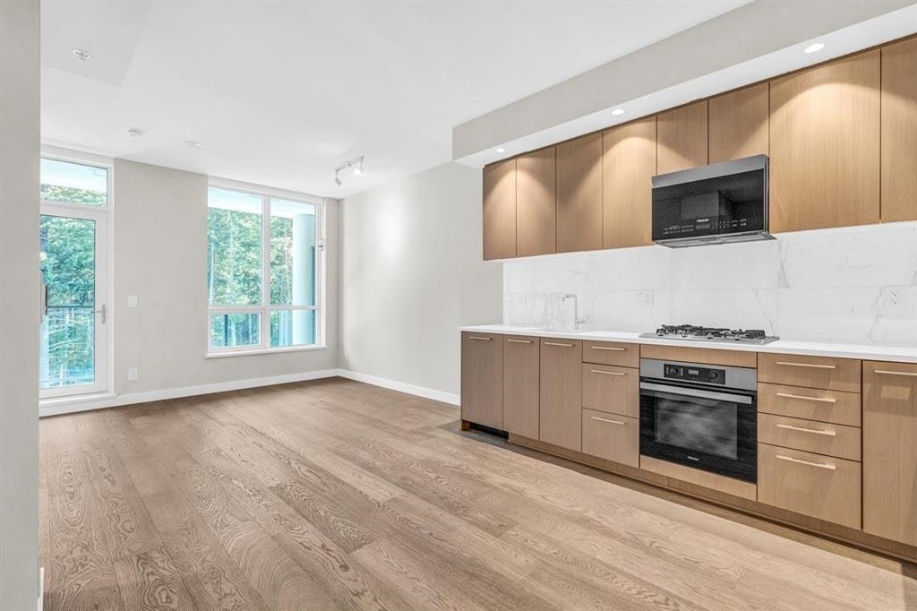 1106-5608 Berton Avenue, Vancouver, BC, V6S 0M6 - 5