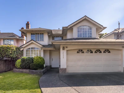 10208 River Drive - 2