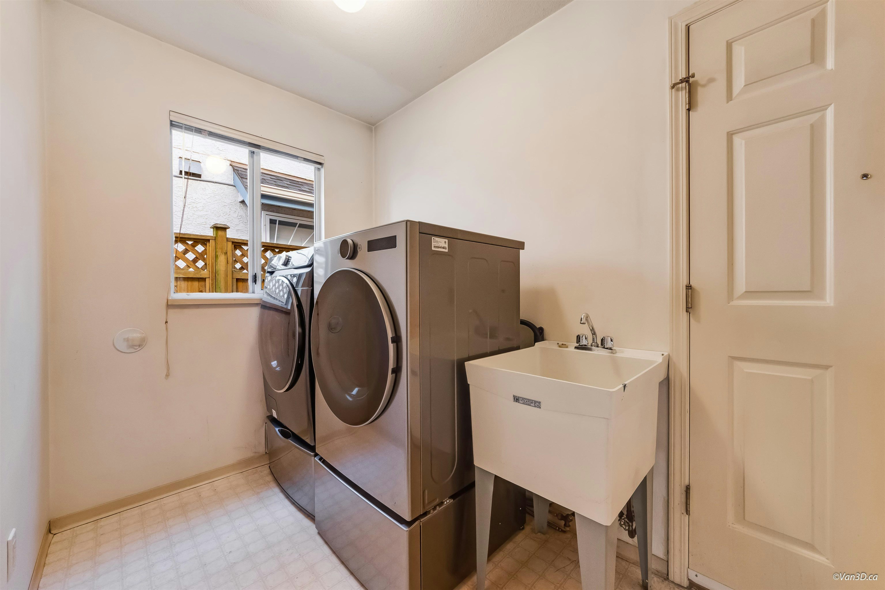 10208 River Drive, Richmond, BC, V6X 1Z3 - 34