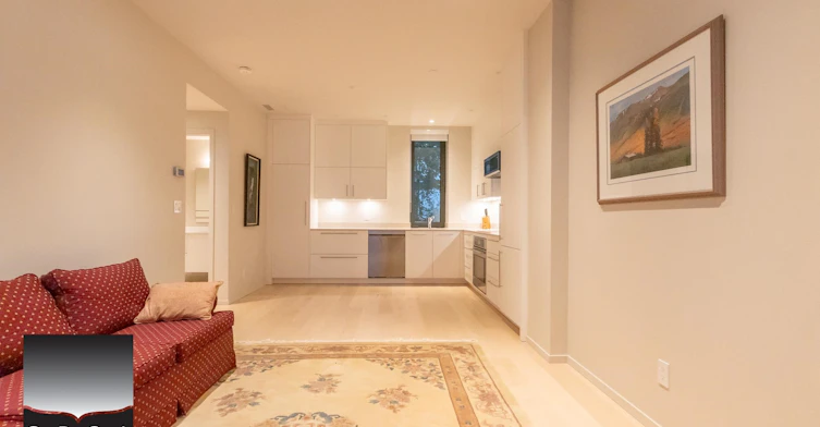 8885 Lawrence Way, West Vancouver, BC, V7W 2T7 - 4