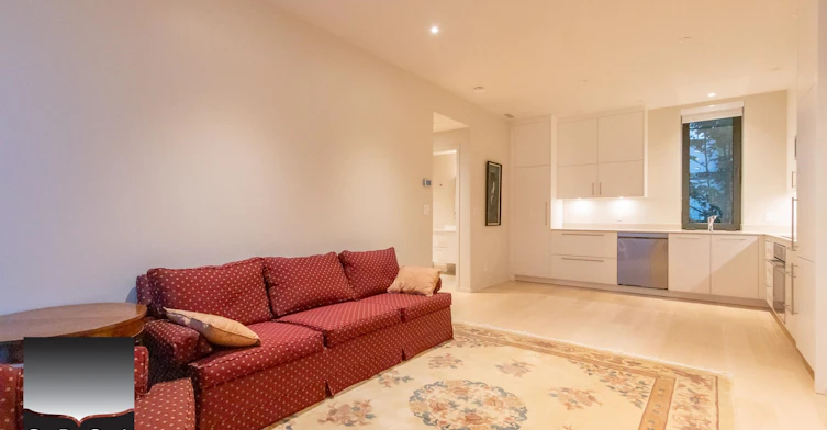 8885 Lawrence Way, West Vancouver, BC, V7W 2T7 - 2