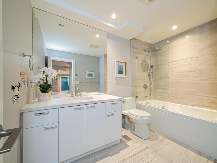 18-2214 Folkstone Way, West Vancouver, BC, V7S 2X7 - 22