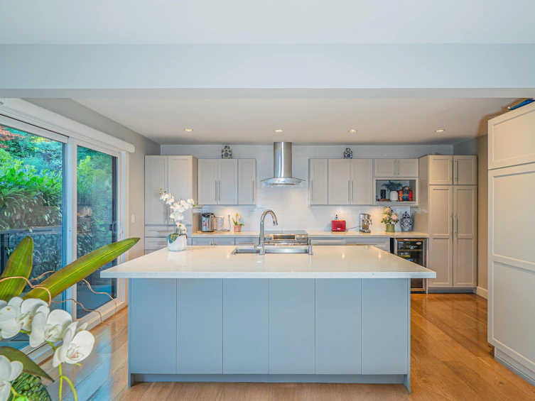 18-2214 Folkstone Way, West Vancouver, BC, V7S 2X7 - 10