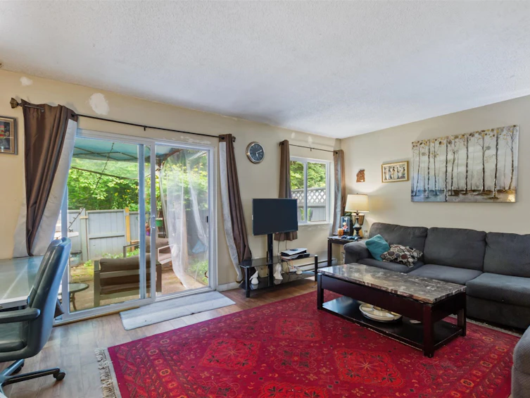 2676 Tretheway Drive, Burnaby, BC, V5B 4R8 - 7