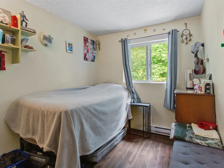 2676 Tretheway Drive, Burnaby, BC, V5B 4R8 - 15