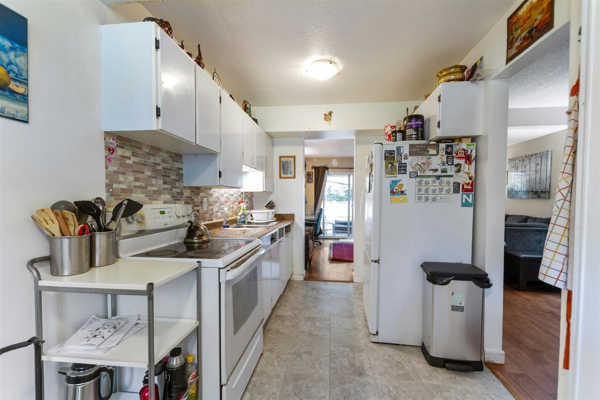 2676 Tretheway Drive, Burnaby, BC, V5B 4R8 - 9